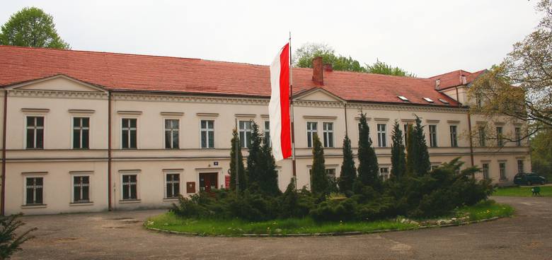 Pałac Tarnowskie Góry - Karłuszowiec