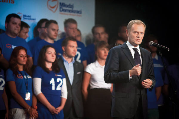 Przed tegorocznymi wyborami żadna z partii nie organizowała w Łodzi większego wiecu lub spotkania z wyborcami. Jedynym masowym ruchem był zjazd młodzieżówki Platformy Obywatelskiej (przyjechali działacze z całego kraju - około pięciuset osób) i spotkanie z premierem Donaldem Tuskiem na Politechnice Łódzkiej.