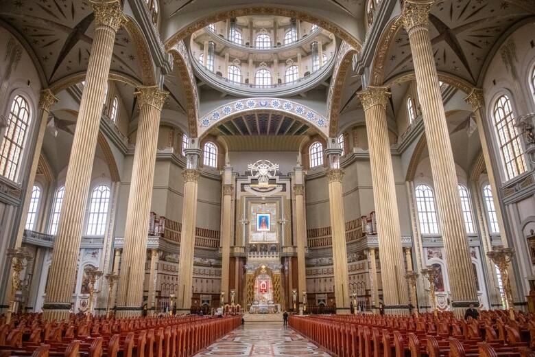 Bazylika w Licheniu: Tak wygląda największy kościół w Polsce