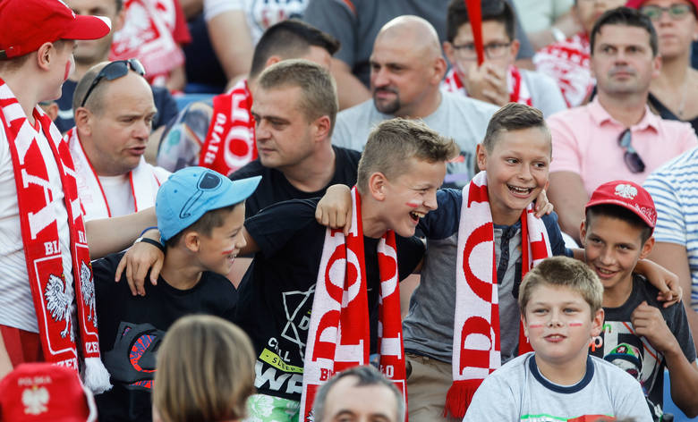 Mecz reprezentacji do lat 20 Polski ze Szwajcarią pokazał, jak duży jest głód dobrej piłki w Rzeszowie. Spotkanie młodzieżówek obserwował komplet - 12,5 tysiąca kibiców.