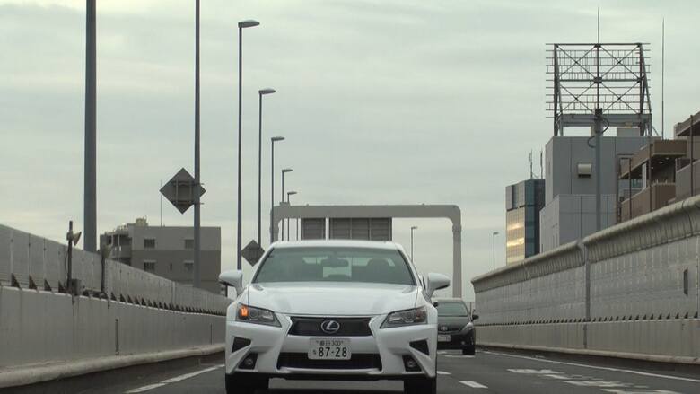 Toyota przedstawiła wyniki drogowych prób samochodu testowego Highway Teammate – zmodyfikowanego Lexusa GS – będącego demonstratorem technologii automatycznego
