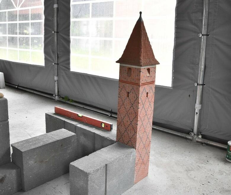 Miniatura zamku prawie gotowa. To ma być nowa atrakcja turystyczna w Malborku. Złożyło się na nią 35 firm