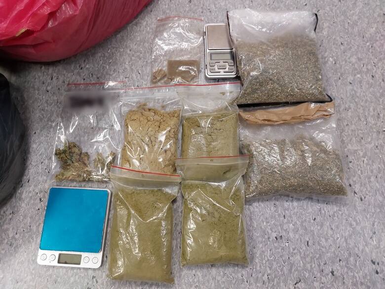 Krośnieńska policja zatrzymała 35-latka podejrzanego o posiadanie 3,5 kg narkotyków