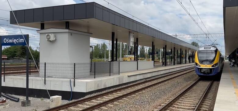 Dworzec kolejowy w Oświęcimiu został oficjalnie otwarty.