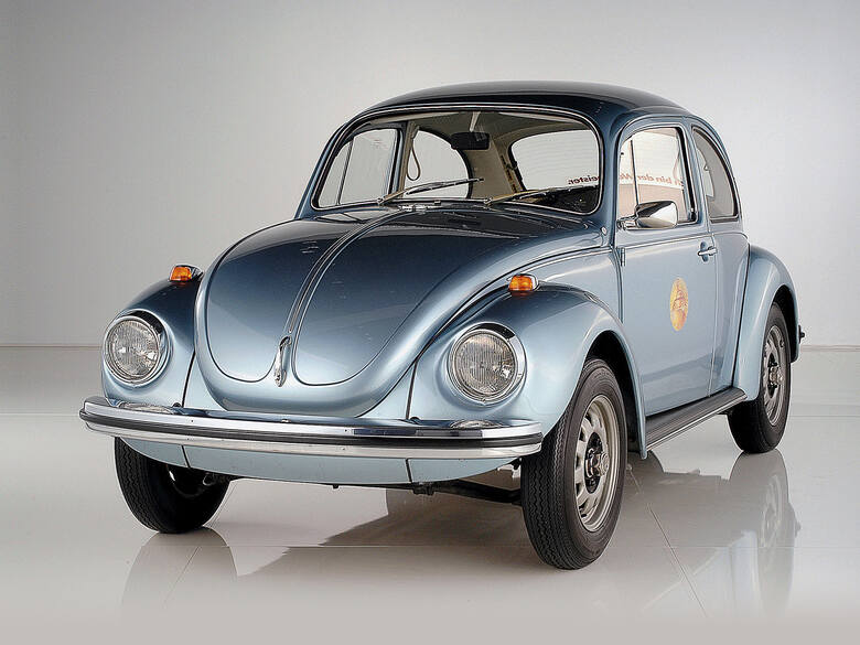 VW GarbusLata produkcji: 1938-2003Liczba egzemplarzy: 21 529 464 / Fot. Volkswagen