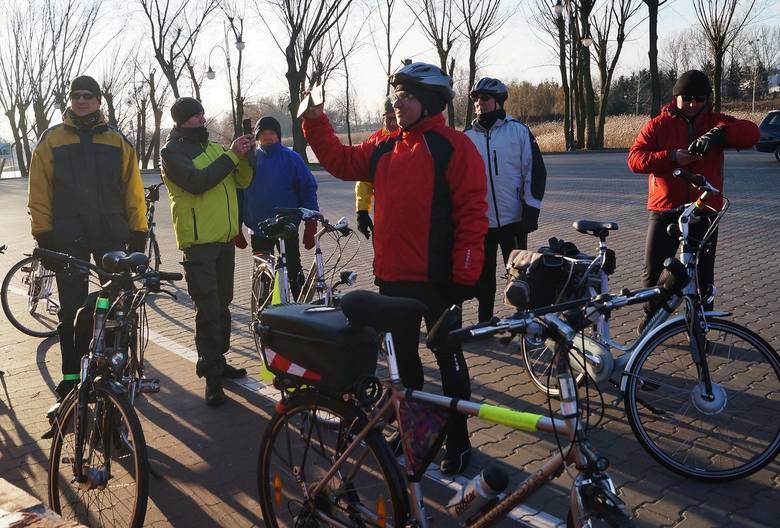 Kruszwiccy cykliści wjechali w Nowy Rok na rowerach