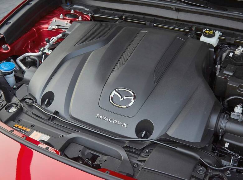 Mazda CX-30 to doskonała alternatywa dla osób poszukujących kompaktowego samochodu rodzinnego. Jeśli priorytetem jest atrakcyjny wygląd, przyjemność