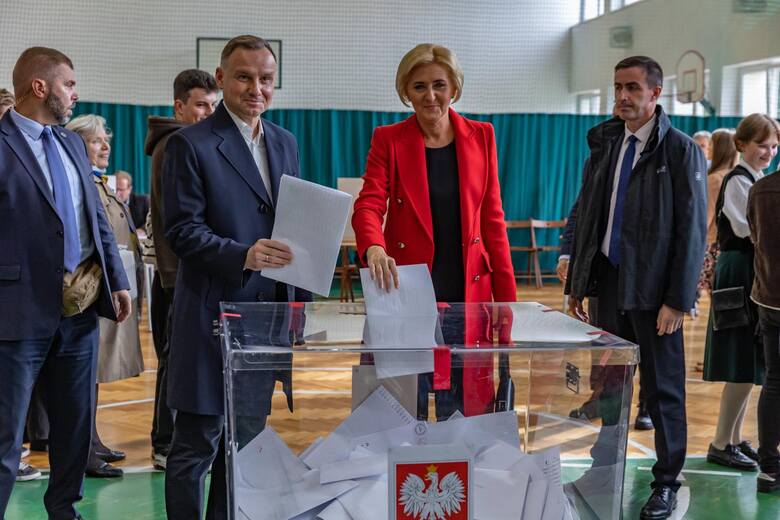 Prezydent Andrzej Duda spotka się z przedstawicielami wszystkich komitetów wyborczych, którym udało się dostać się do Sejmu.