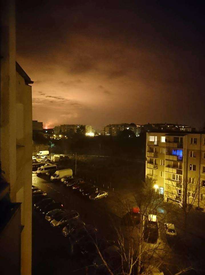 Wybuch w Murowanej Goślinie - zdjęcie zrobione na Piątkowe. 