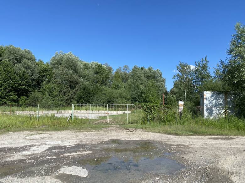 Teren dawnego szybu Moszczenica, na którym planowana jest budowa instalacji ługowania gruzu solnego