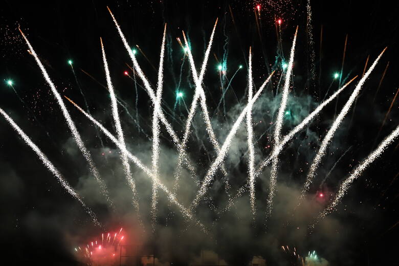 Taki, niesamowity i największy w regionie pokaz fajerwerków, mogliśmy podziwiać podczas niedzielnego eventu w Małogoszczu.