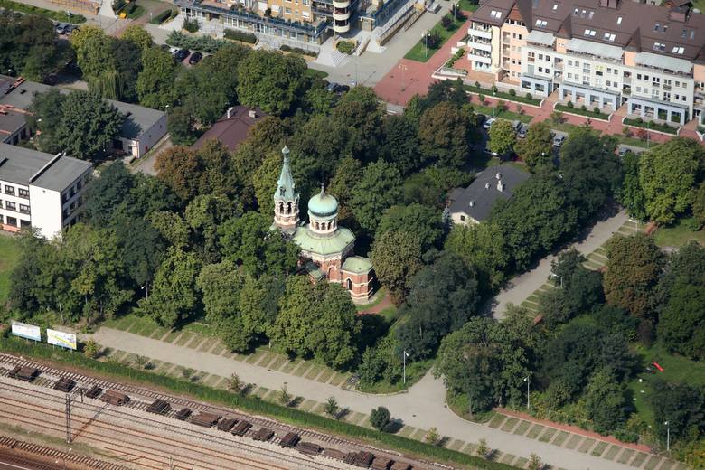 Prawosławna świątynia pw. śww. Wiery, Nadziei i Luby oraz ich matki Zofii to jedyna pozostała z trzech istniejących niegdyś na terenie dzisiejszego Sosnowca cerkwi prawosławnych.