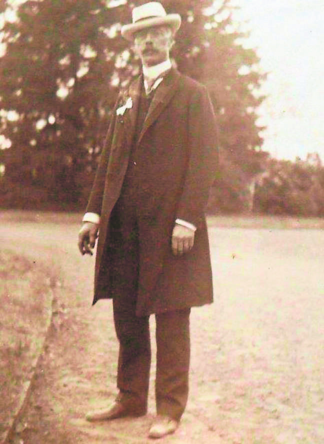 Tadeusz hr. Morstin, Strzelewo 1909 rok 