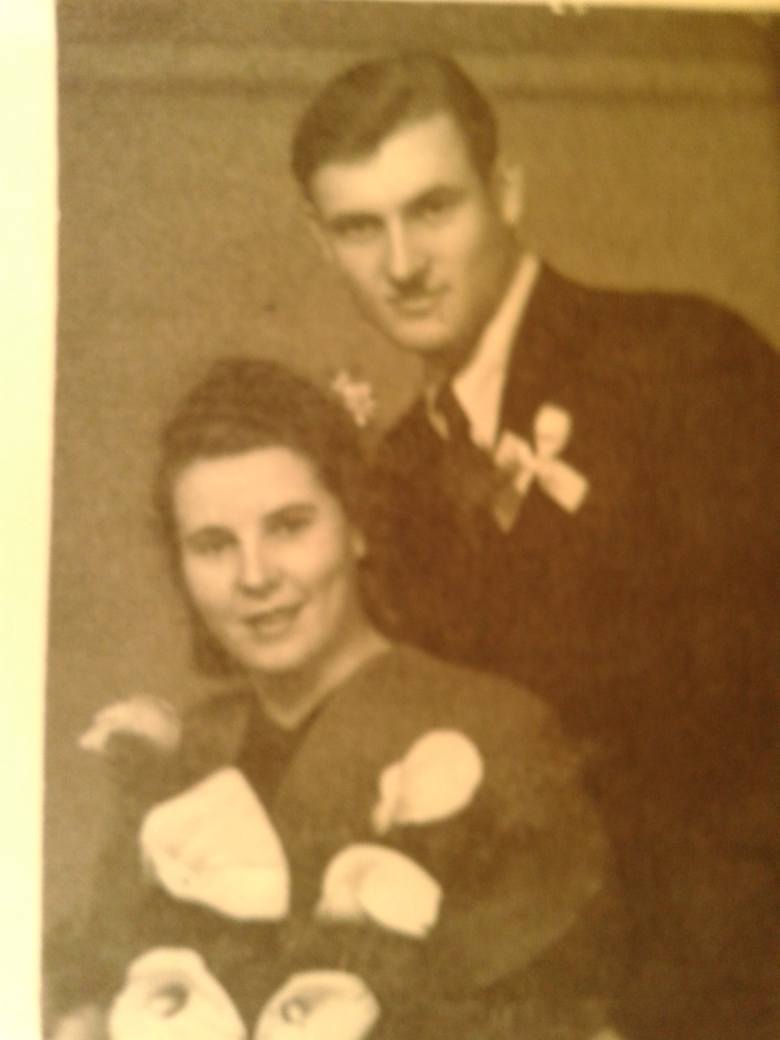 Zdjęcie Janusza Swickiego i Haliny Komorowskiej ze ślubu w Warszawie