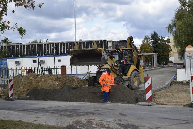 Trwa budowa Przedszkola nr 3 przy ul. Kopernika. Obiekt ma być gotowy do końca października. Po starych budynkach przedszkola nie pozostał ślad, ale utrwaliliśmy je na zdjęciach. Przypomnijmy sobie, jak wyglądały.