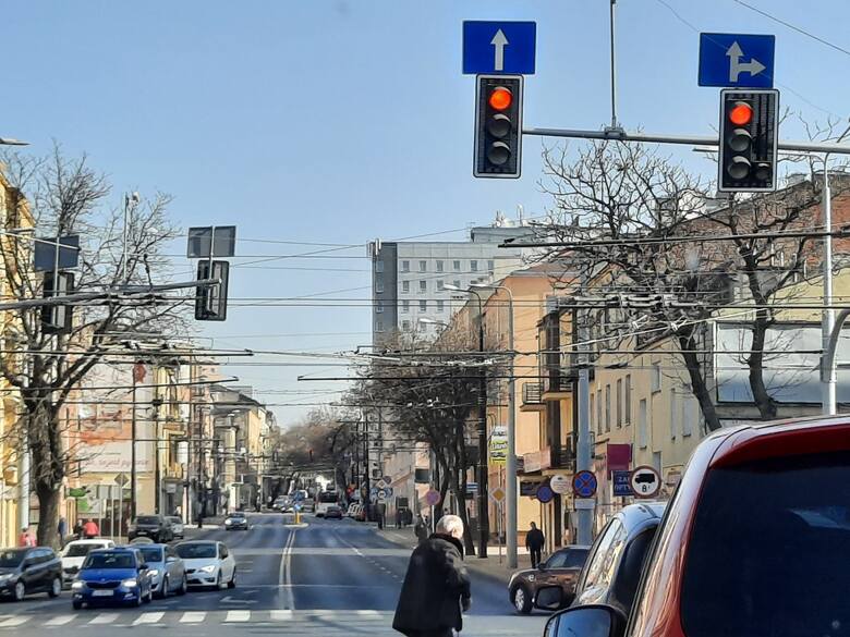 Lublin. Gdzie się podziała neonowa „Victoria”? Charakterystyczny napis zniknął z dachu największego hotelu w mieście
