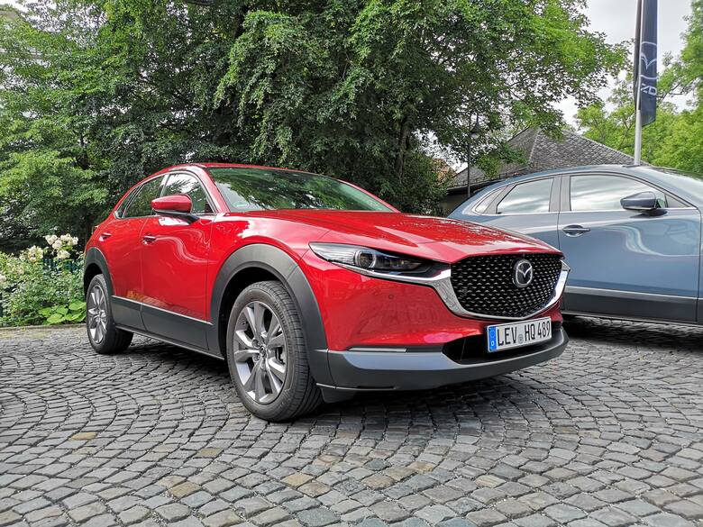 Co prawda Mazda CX-30 zadebiutowała jakiś czas temu i miała swoją oficjalną polską prezentację w Warszawie w drugiej połowie czerwca, tym niemniej japoński