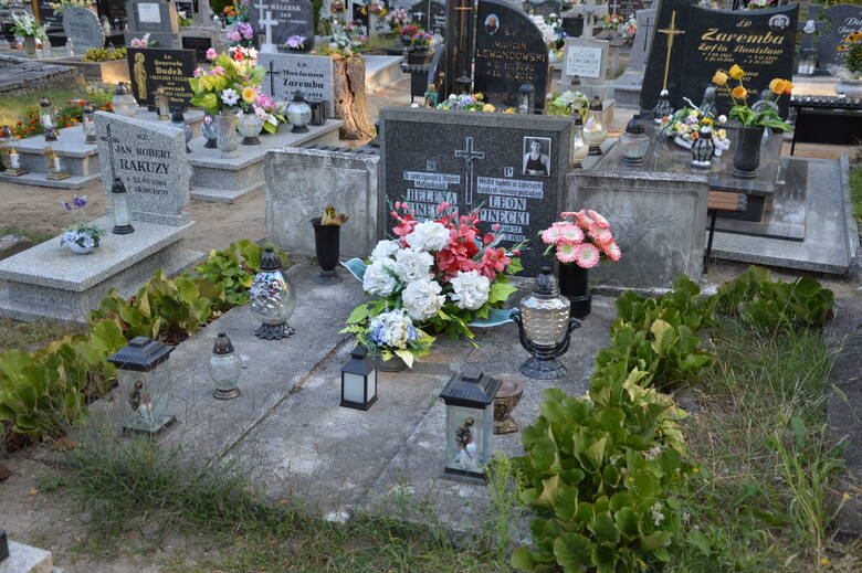 Nagrobek Leona i Heleny Pileckich na cmentarzu w Łagowie
