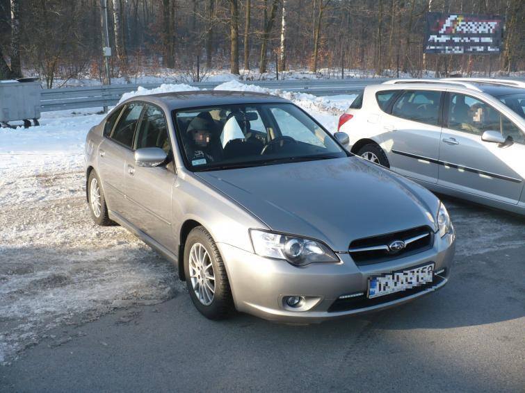 Giełdy samochodowe w Kielcach i Sandomierzu (24.03) - ceny i zdjęcia