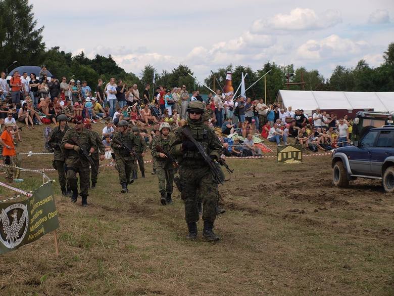 Stowarzyszenie ,,TF 13 Scorpion'' jest patriotyczną organizacją młodzieży polskiej - kontynuatorem tradycji Wojska Polskiego.<br /> <br /> Kontakt: Task Force 13 Scorpion na Facebooku