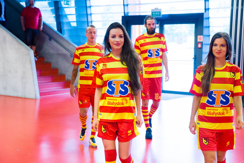 Piłkarze Jagiellonii zyskali nowego sponsora głównego, którego logo będzie widnieć na koszulkach meczowych przez najbliższe dwa lata