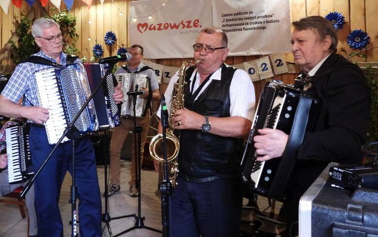 Andrzejewo. Przegląd muzyki tradycyjnej i obrzędowej odbył się 10.07.2022. Zdjęcia, wideo