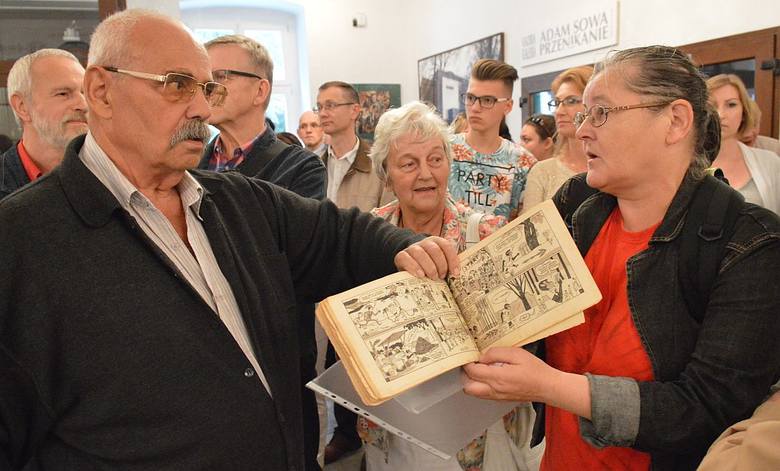 Muzeum Ziemi Lubuskiej w Zielonej Górze, 6 lipca 2016 r.: otwarcie wystawy „Papcio Chmiel i Jego Podopieczni”. 