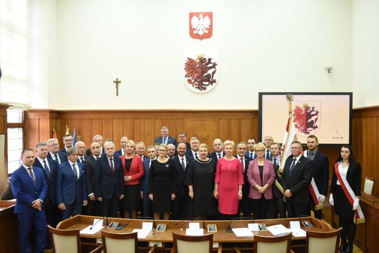 Pierwsze sesja nowego sejmiku województwa i wybory marszałka. 