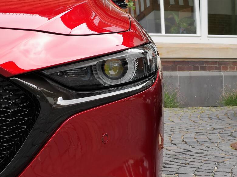 Co prawda Mazda CX-30 zadebiutowała jakiś czas temu i miała swoją oficjalną polską prezentację w Warszawie w drugiej połowie czerwca, tym niemniej japoński