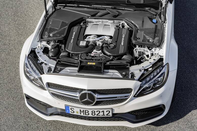 Mercedes-AMG C63 Coupe / Fot. MercedesPodwójnie doładowany silnik Mercedesa-AMG C63 rozwija 476 KM i 650 Nm, przyspieszenie od 0 do 100 km/h trwa 4,0