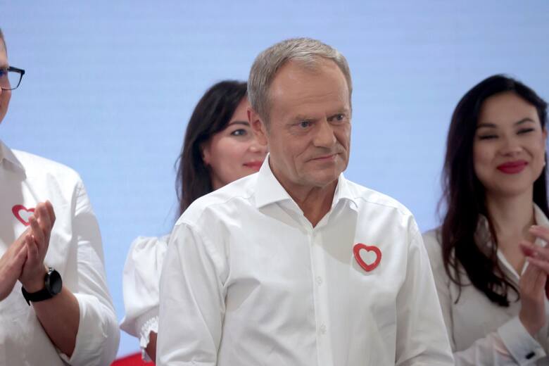 W najnowszym spocie opublikowanym w mediach społecznościowych premier Mateusz Morawiecki podkreślił, że Donald Tusk nie wywiązał się ze swoich obietnic