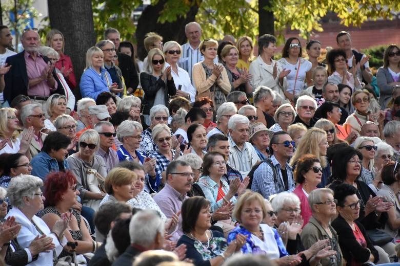 W niedzielę, 16 września 2018 r.  kilkuset słuchaczy oklaskiwało muzyków Lubuskiego Kwartetu Filharmonii Zielonogórskiej. 