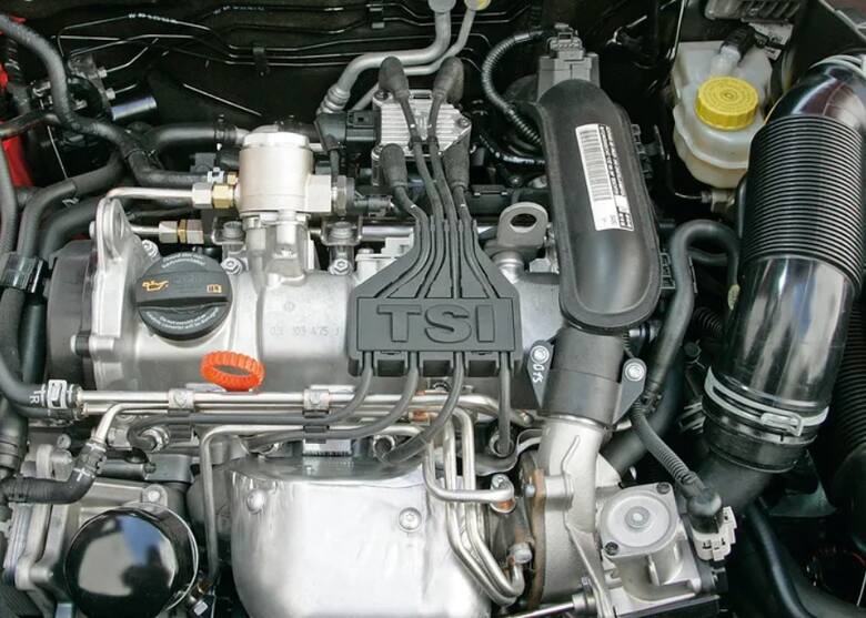 W dzisiejszym świecie motoryzacji turbodoładowane silniki benzynowe, o stosunkowo niewielkiej pojemności, są niejako cechą charakterystyczną samochodów