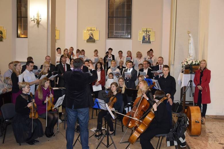 Odbyły się trzydniowe VI Warsztaty Muzyczno-Liturgiczne w Skierniewicach. Zakończyły się koncertem w Kościele Garnizonowym, który odbył się w niedzielę, 21 października.
