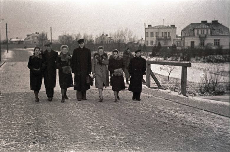 Lata 1940-1945, Most przy ulicy 1-go Maja. W tle widoczna ulica Kozietulskiego.