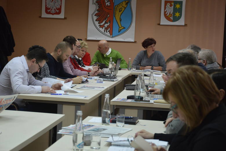 Kostrzyn nad Odrą: Komisja ustaliła, że skieruje wniosek do wojewody z prośbą o uzasadnienie decyzji w sprawie zmiany nazwy szkoły
