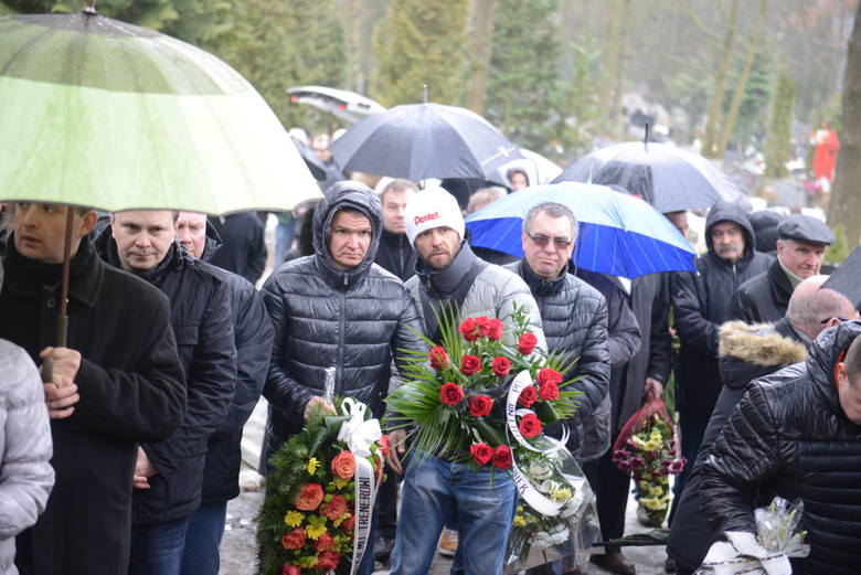 Jana Grabowskiego pożegnano w piątek, 17 lutego. Urnę z prochami złożono na starym cmentarzu w Zielonej Górze.