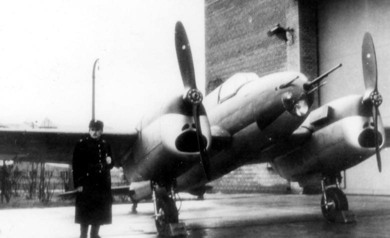 Samolot PZL.38 Wilk na lotnisku. Ten pościgowiec nigdy nie wyszedł poza stadium prototypu