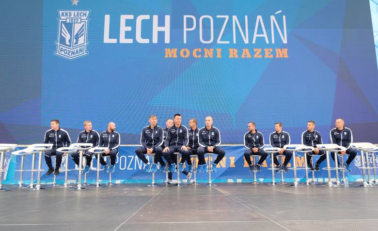 Lech Poznań zorganizował w sobotę oficjalną prezentację drużyny Kolejorza przed sezonem 2018/19. Byłeś w strefie kibica na MTP? Znajdź się na zdjęciach!<br /> <strong>Przejdź do kolejnego zdjęcia ---></strong><br /> 