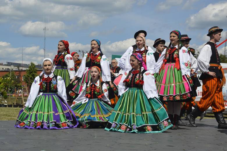 Piknik rodzinny w ZSP nr 2 w Łowiczu (Zdjęcia)