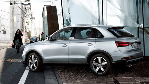 Teraz Audi Q3 dostępne jestjuż od 1 500 zł netto/m-c Fot: Audi