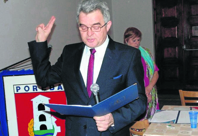W kategorii "burmistrzowie" prowadzi Ryszard Spyra, burmistrz Poręby 