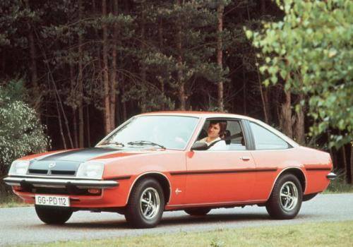 Fot. Opel: Manta B produkowana w latach 1975 – 88. „Każdy jest człowiekiem Manty” – głosił slogan reklamowy.