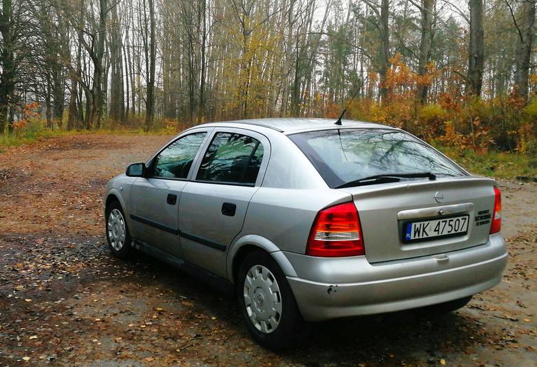 Używany Opel Astra IIKompromis. To słowo najlepiej oddaje charakter jednego z najpopularniejszych samochodów na polskich drogach. Ekonomia, dynamika,