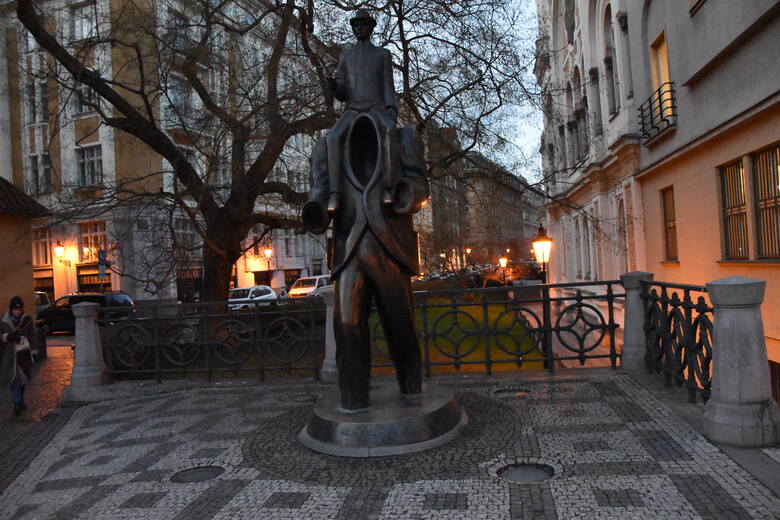 Praga, rzeźba Franza Kafki
