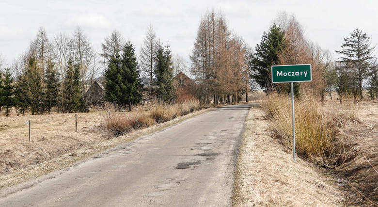 Moczary to niewielka wioska w Bieszczadach, położona niedaleko Ustrzyk Dolnych.