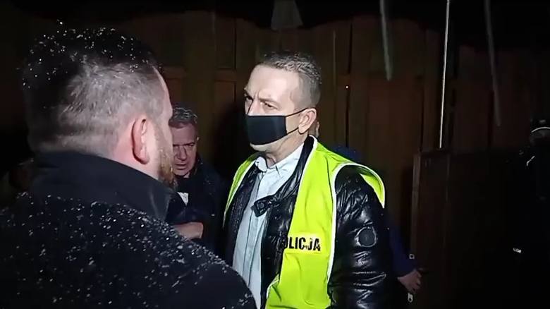 W dyskotece w Zawadzkiem interweniowała policja. Oficjalnie w lokalu odbywało się spotkanie integracyjne sympatyków partii "Strajk Przedsię