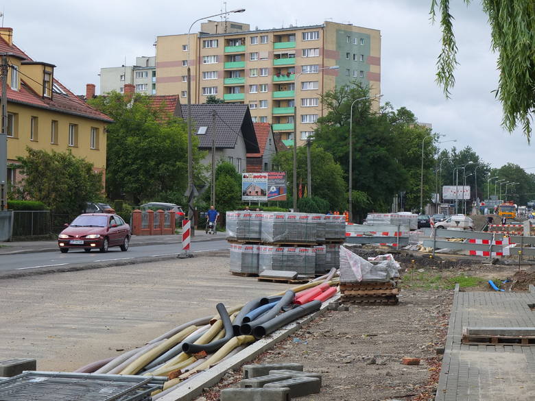 Duży poślizg na ulicy Niemodlińskiej w Opolu [zdjęcia, wideo]
