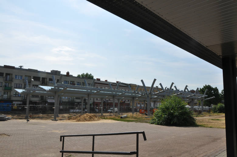 Częstochowa: centra przesiadkowe przy stacjach Osobowa, Stradom i Raków w budowie. Zdjęcia z sierpnia 2019