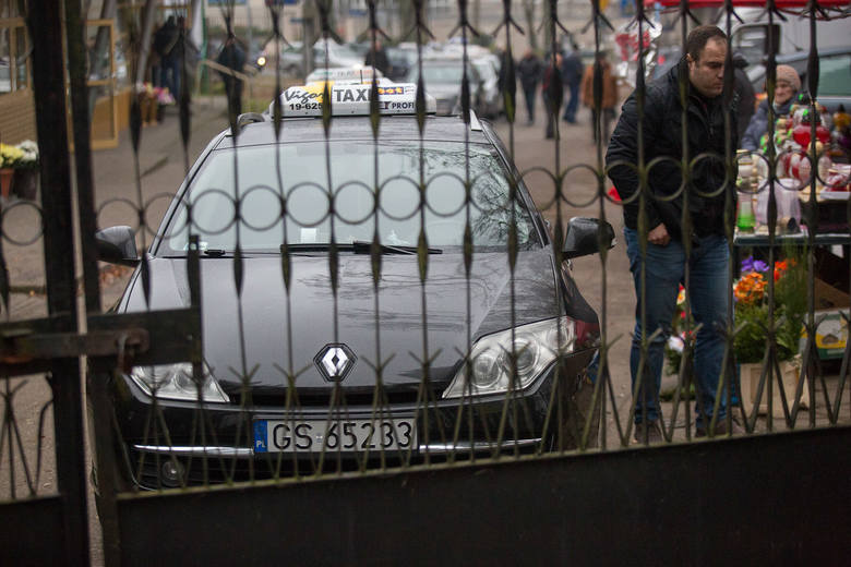 Taksówkarze ze Słupska pożegnali zabitego kolegę